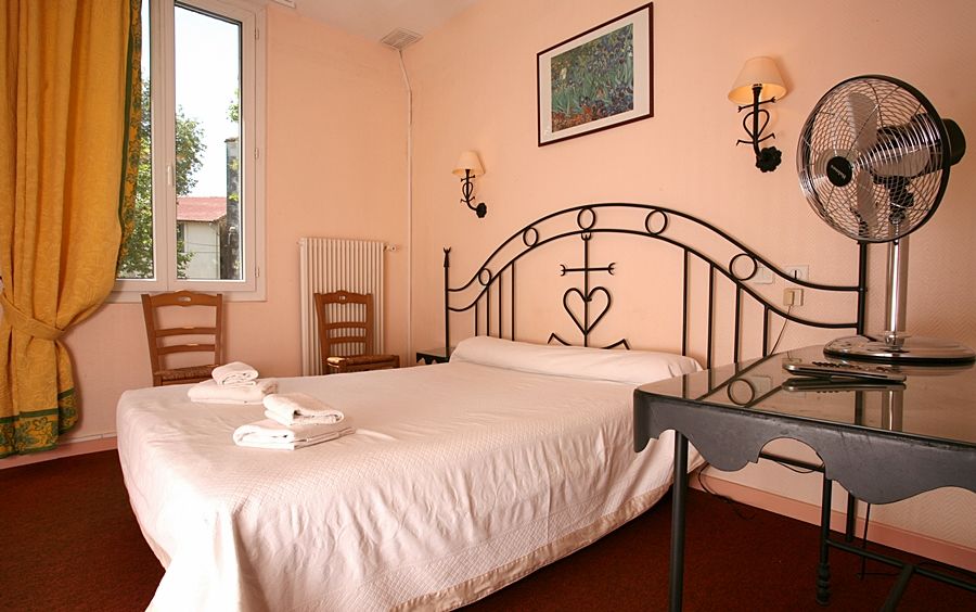 Hostellerie De La Source Arles Exteriér fotografie